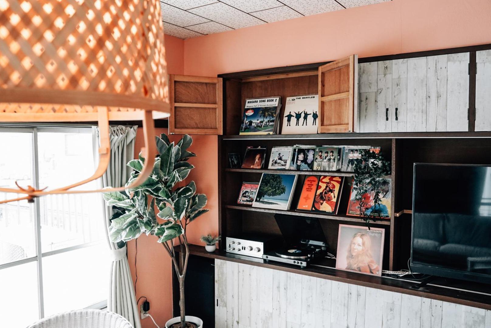 Tipy Records Inn House Одавара Екстер'єр фото